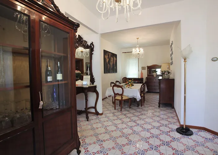 Maiolica 住宿加早餐酒店 圣莱昂